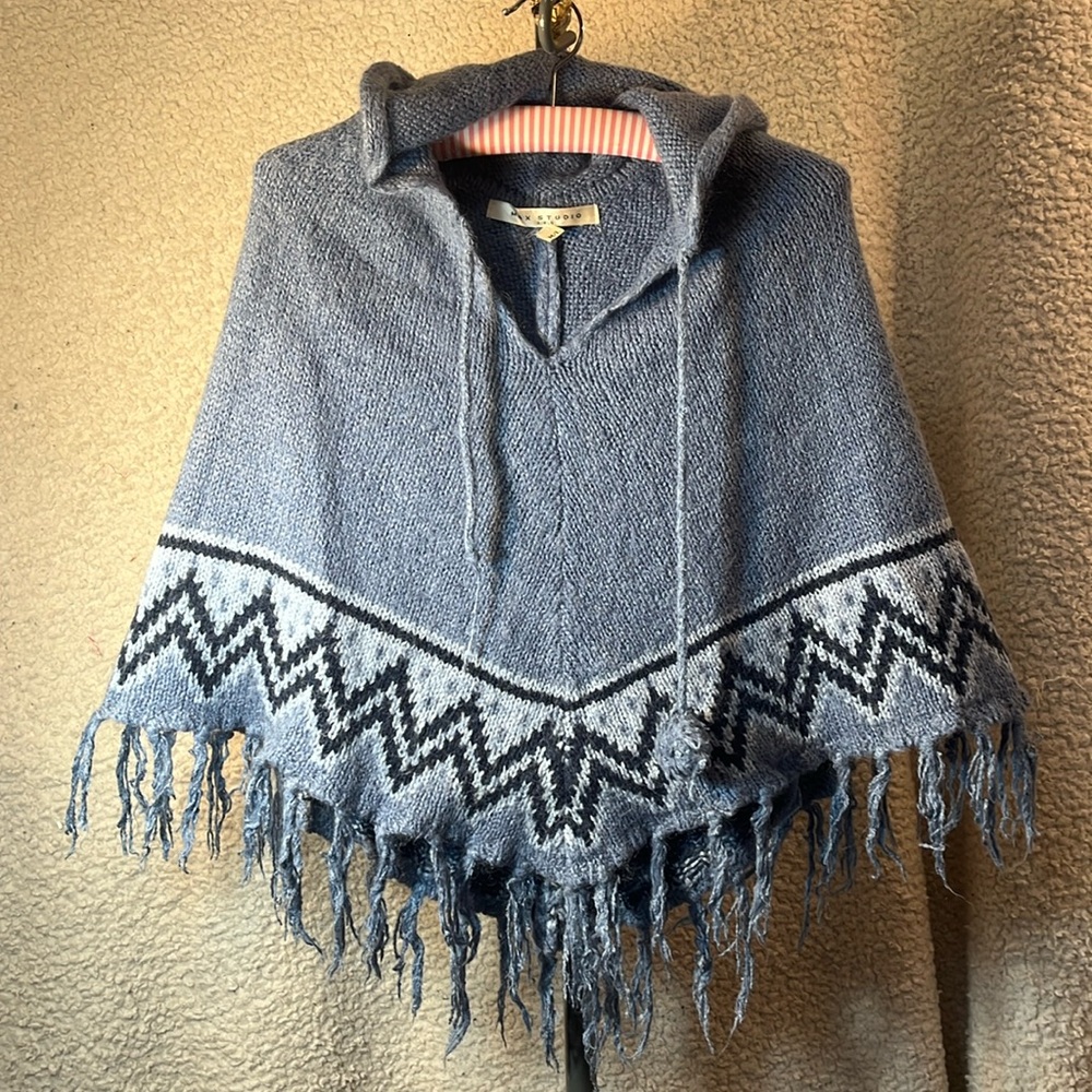Free 🆓 with a  purchase / Max Studio Girls Blue Poncho